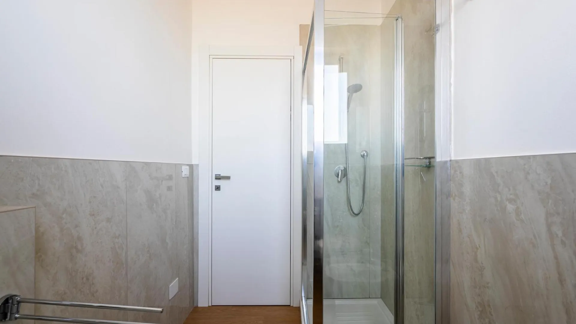 New 2Bdr - Panoramic Penthouse With Parking Space Florence Apartment
